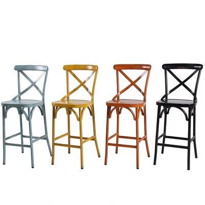 ซื้อ PP พลาสติกตู้บาร์กลางแจ้ง X Cross Back Stackable Polypropylene Bar Stool การผลิตออนไลน์